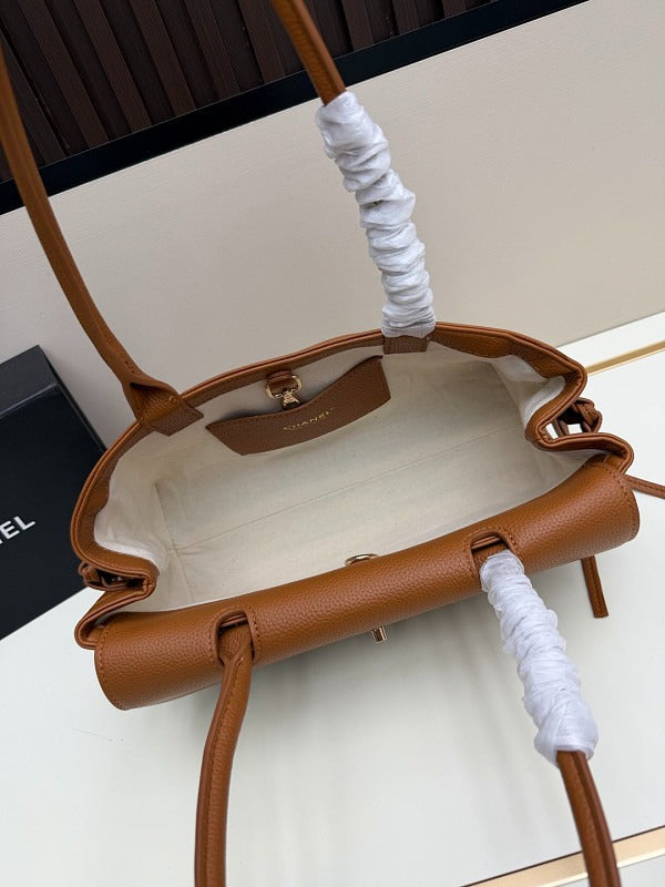 LCP136  Bag 33-17-13CM Shoulder bag