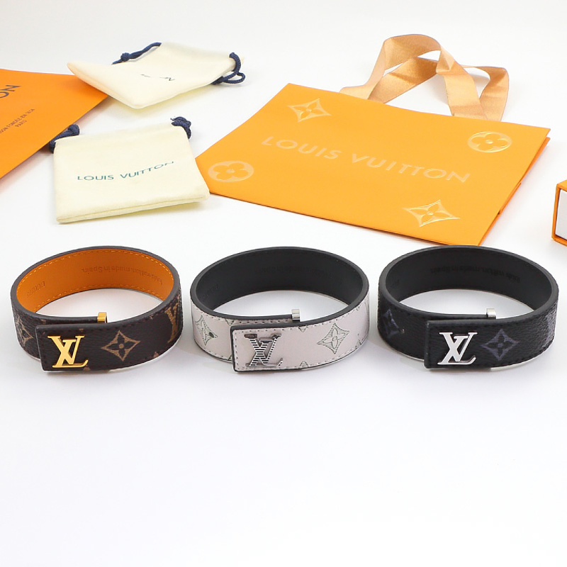 LVB111 Alphabet belt, European and American fashion belt titanium steel bracelet couple jewelry