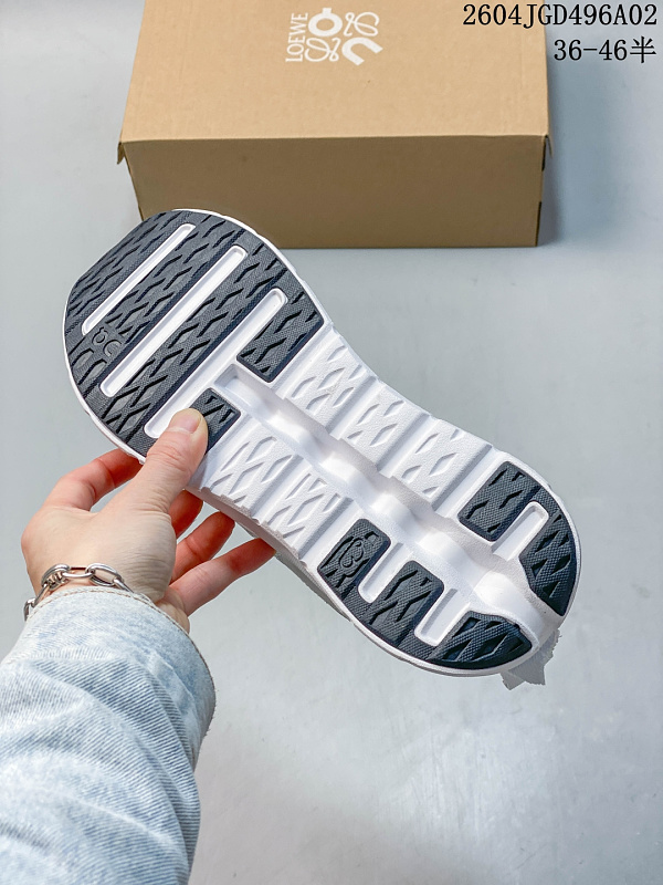 BOS3 Man and women 36-45 shoes with box