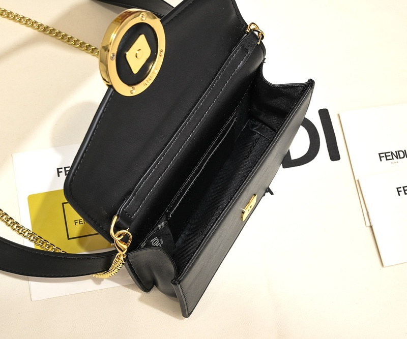 LFP38 bag 18-10-4cm Shoulder bags