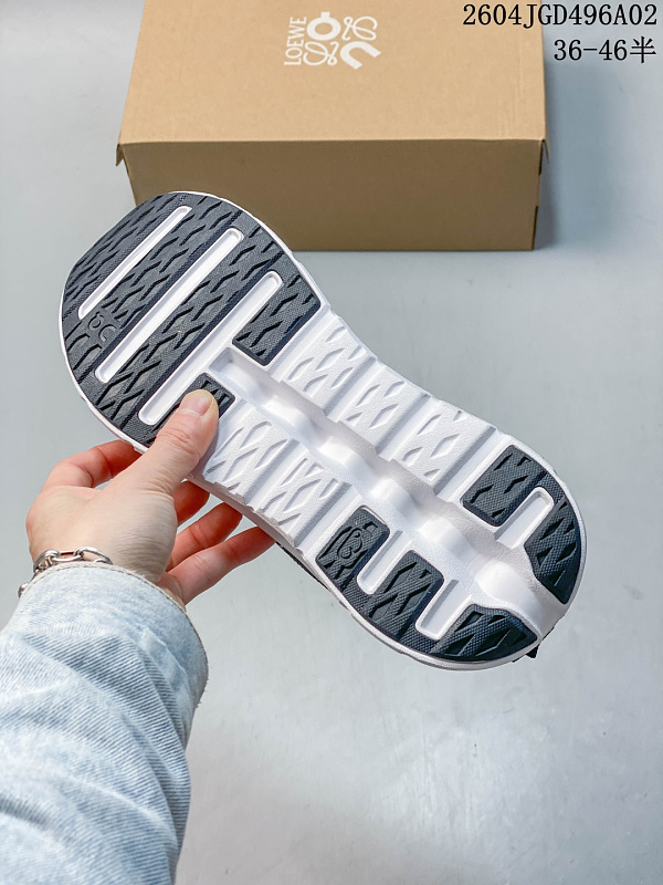 BOS3 Man and women 36-45 shoes with box