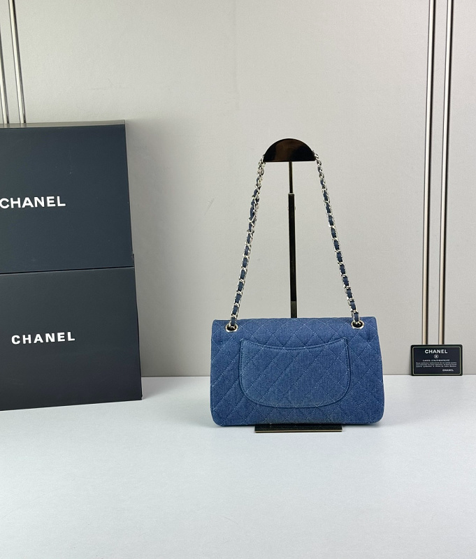 LCP65 bag 25-15-6cm Shoulder bags
