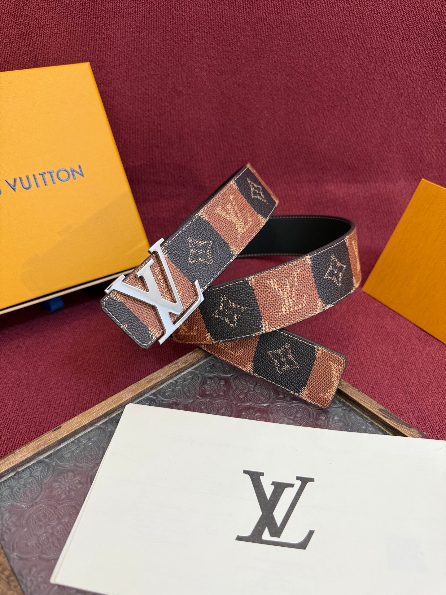 40MM Double Sided Monogram Canvas Cowhide Men Belt Silver Tone Letter Buckle Designer Inspired Reversible Waist Belt