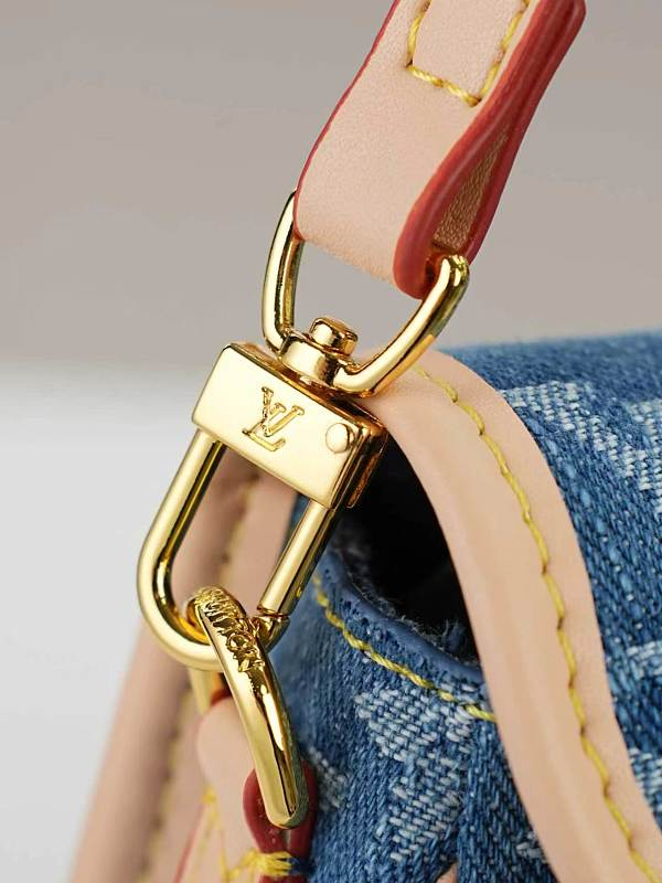 LLP270 bag 19-10.5-6CM Shoulder bags