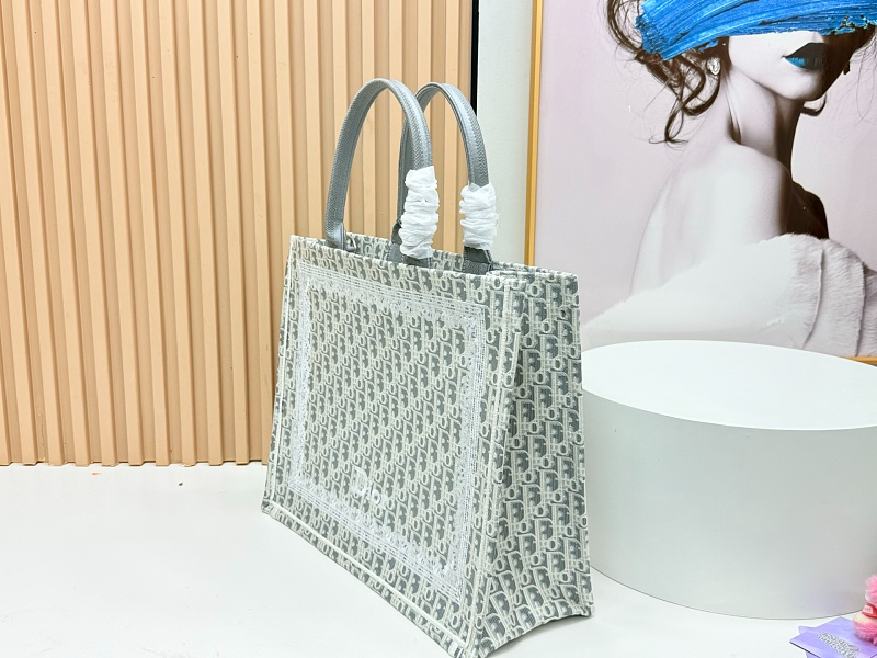 LDP33 bag  26-8-22cm 41-14-32cm 36-27-16cm Hand bag