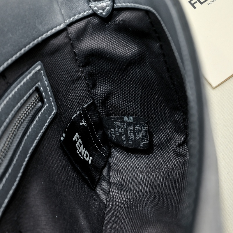 LFP36 bag 27-15-6CM Shoulder bags