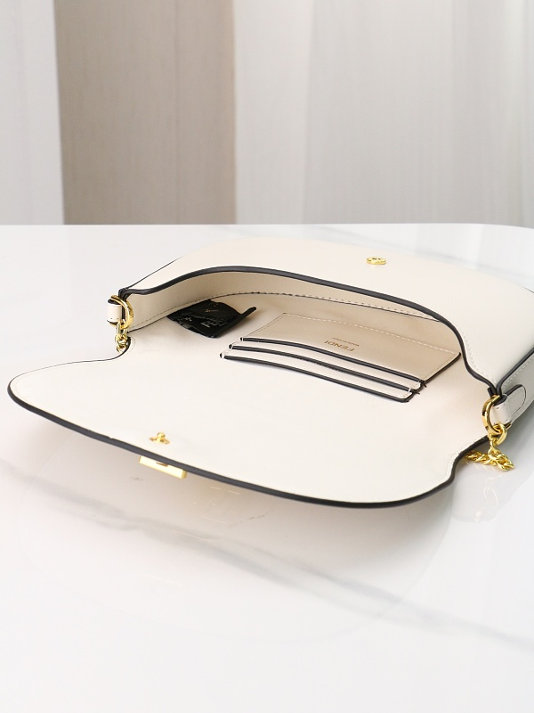LFP44  bag 21-4-11cm Shoulder bags