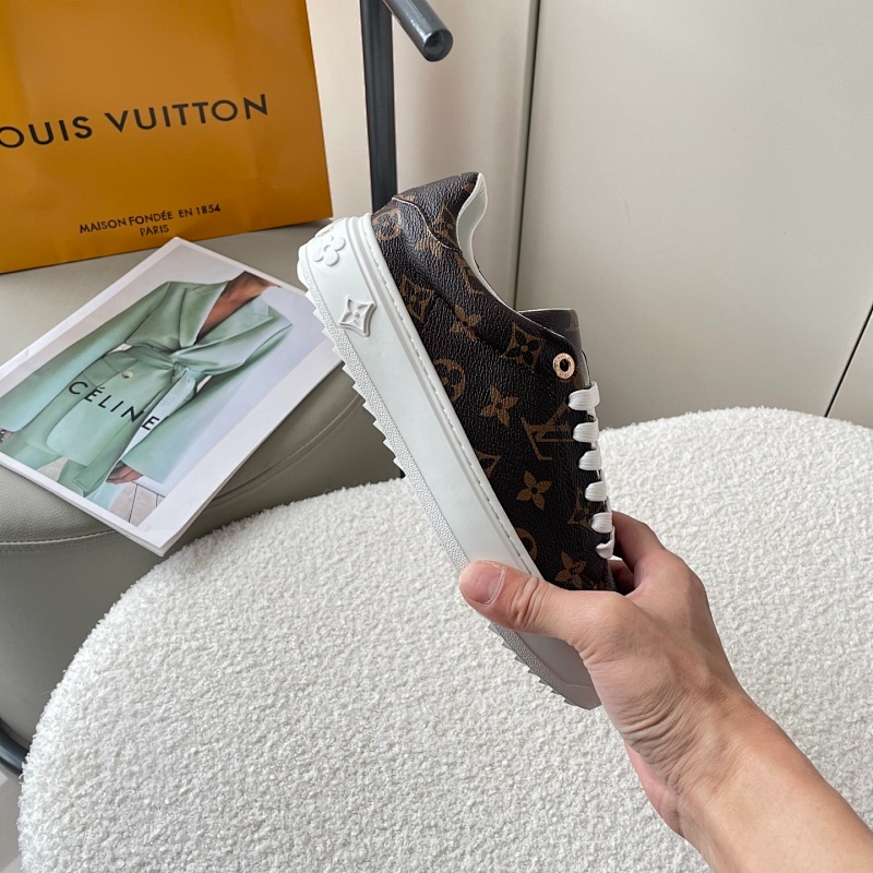 MJLS18 Synthetic Leather Shoes Women 35-42 shoes With box