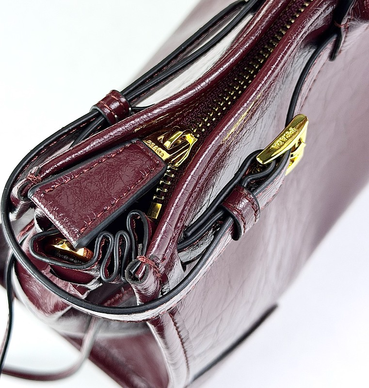 LPP43 bag 38-25-13cm Hand bag
