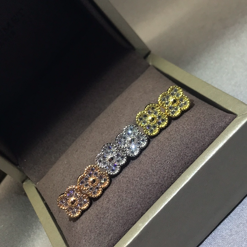 VAE62  Women's new style full star full diamond mini earring jewelry
