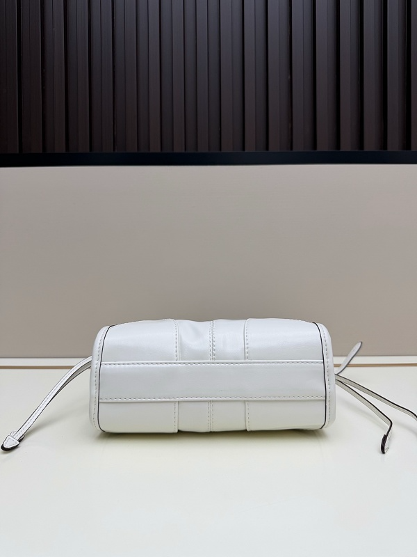 LPP29 bag 19.5-20-8cm Shoulder bags