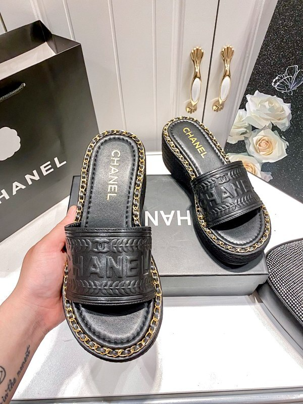MCS1 Synthetic Leather slippers 35-40 Shoes With box