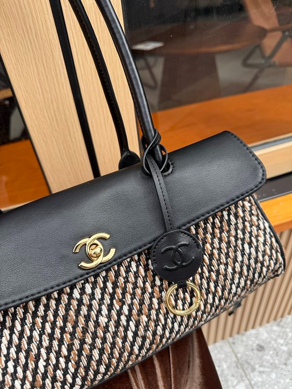 LCP113 bag 30.5-11-15cm  Shoulder bags