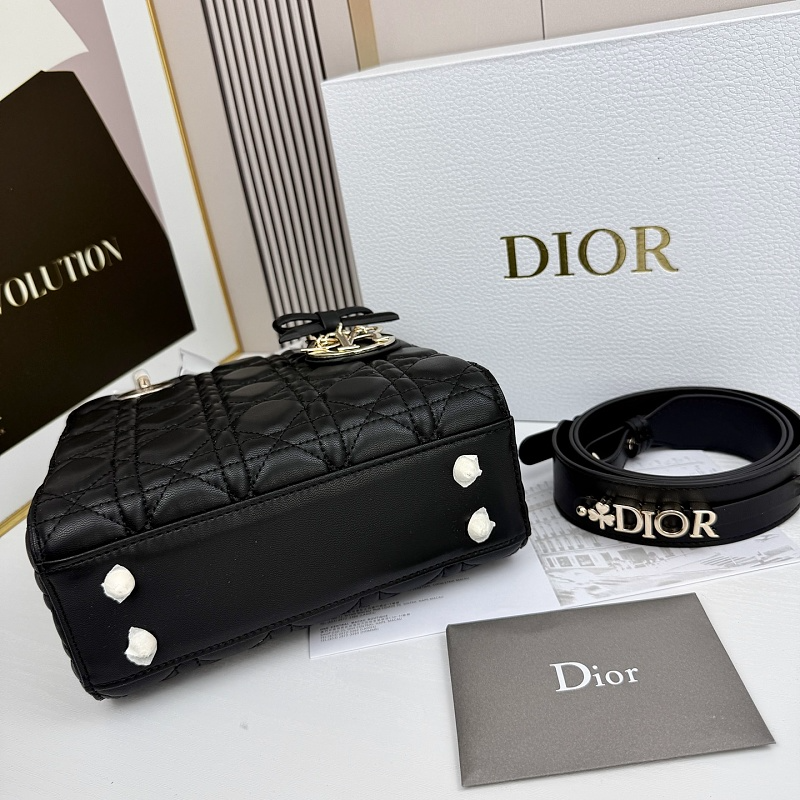 LDP31 bag 20-17-8cm Hand bag