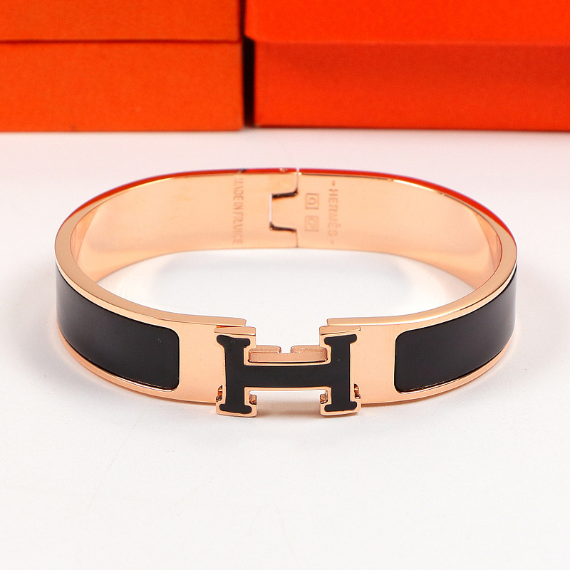 HB3 Classic stainless steel bracelet with H logo, high-quality jewelry
