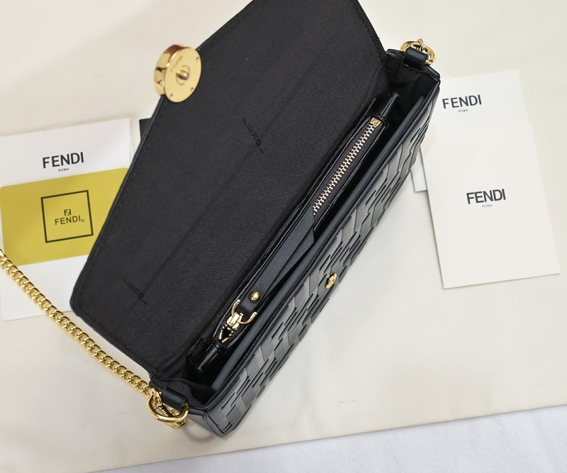 LFP35 bag 21.5-13-3cm Shoulder bags