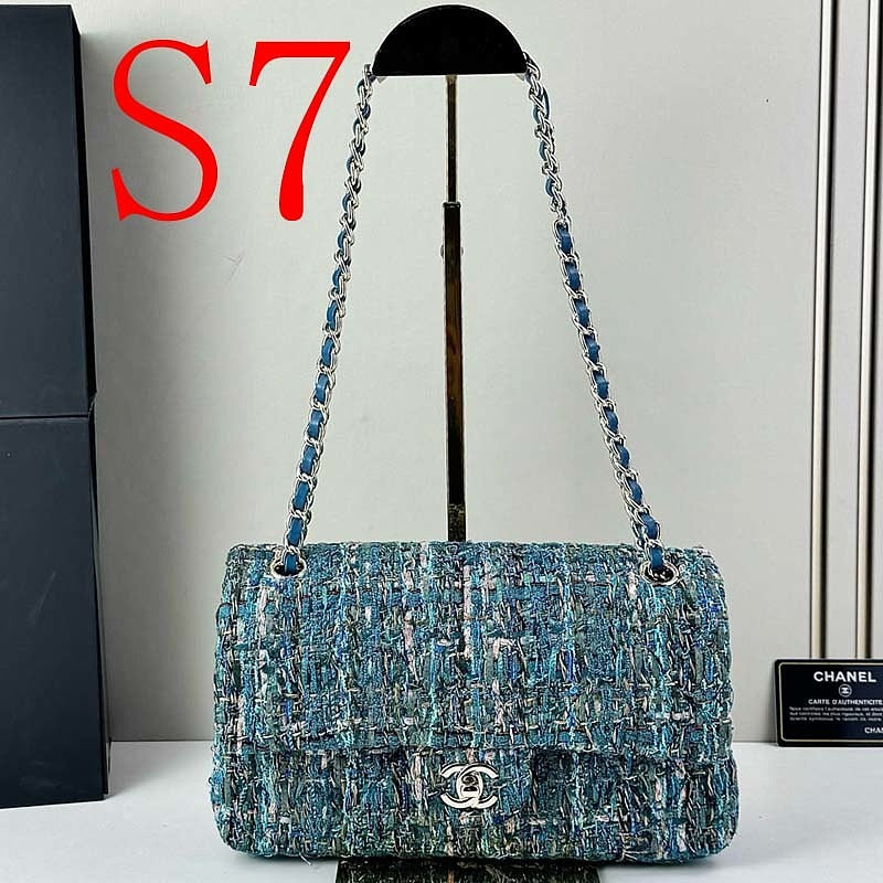 LCP125  Bag 25-15-6cm Shoulder bag
