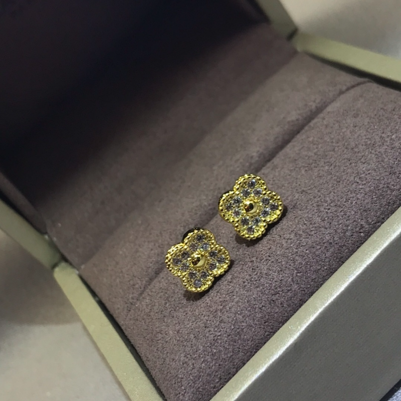 VAE62  Women's new style full star full diamond mini earring jewelry