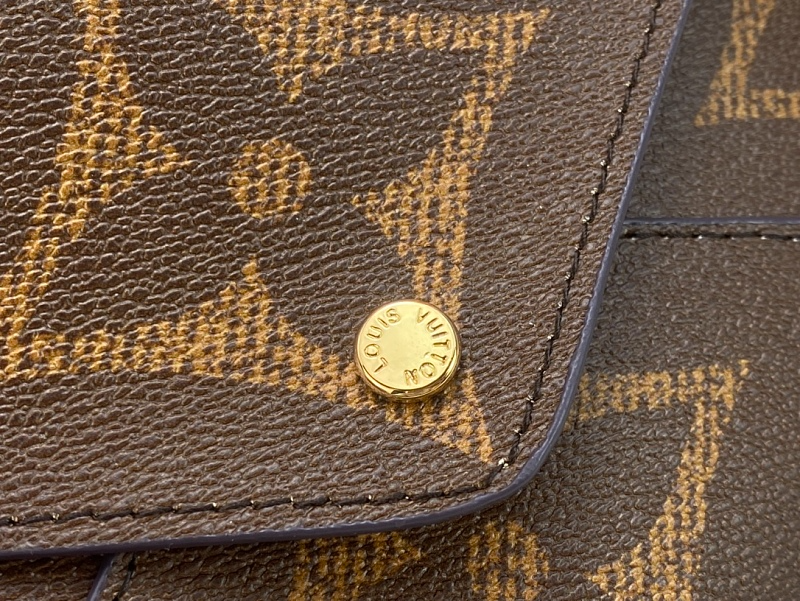 LLP011 Bag 23x16.5x0.3CM 15.5x11.5x0.3CM 10x7x0.3CM Shoulder bags With Box