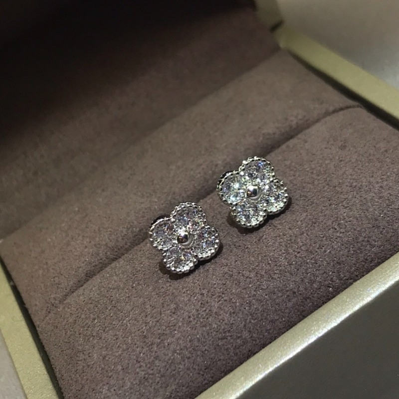 VAE62  Women's new style full star full diamond mini earring jewelry