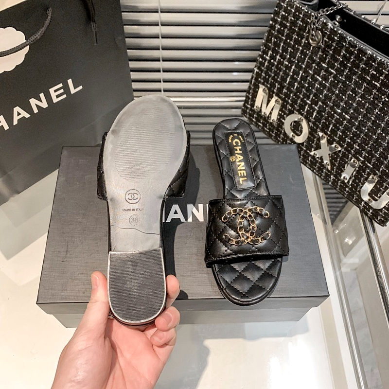MCS06 Synthetic Leather slippers 35-40 Shoes With box