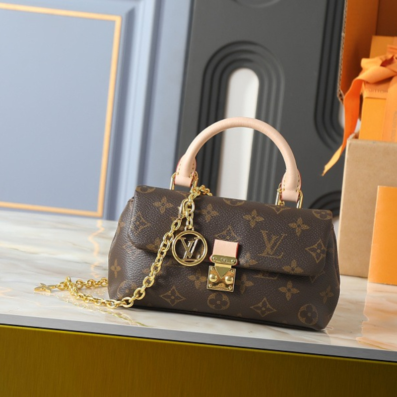LLP001 Fashionable 21-12.5-6CM Bag quality handbag