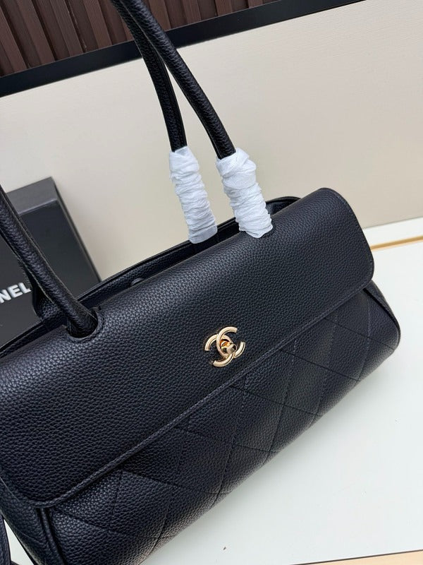 LCP136  Bag 33-17-13CM Shoulder bag