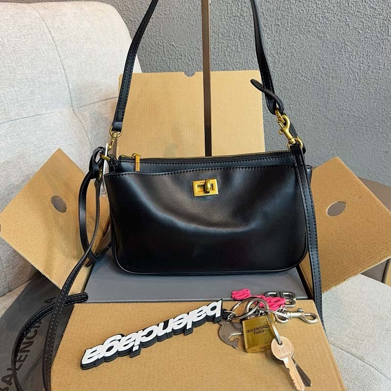 MFP6 Leather bag 22-4-13CM Handbag