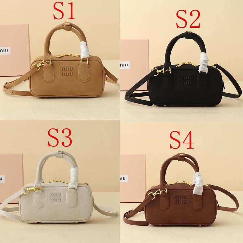 LMP21 bag 22-8-11cm Hand bag