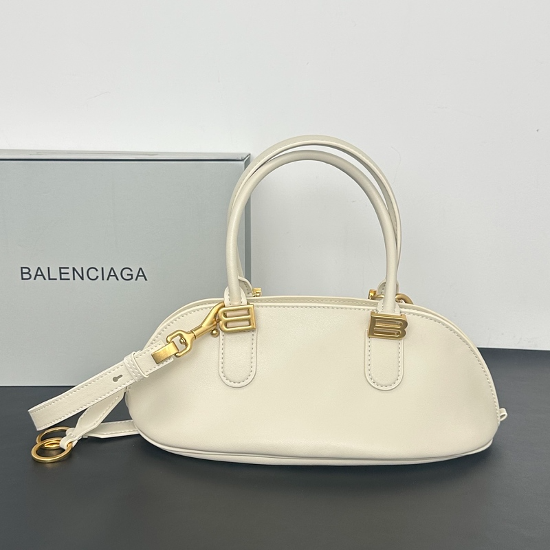 LBP13 bag 30-13-16cm Handbag