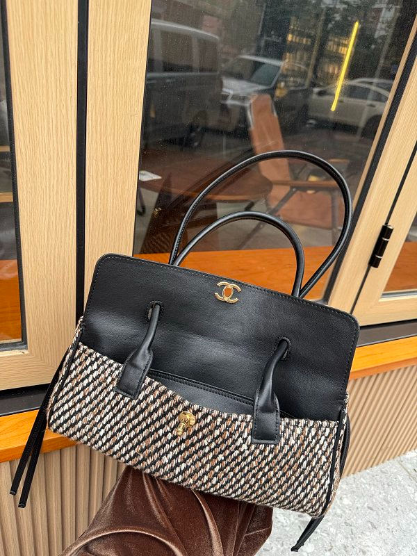 LCP113 bag 30.5-11-15cm  Shoulder bags