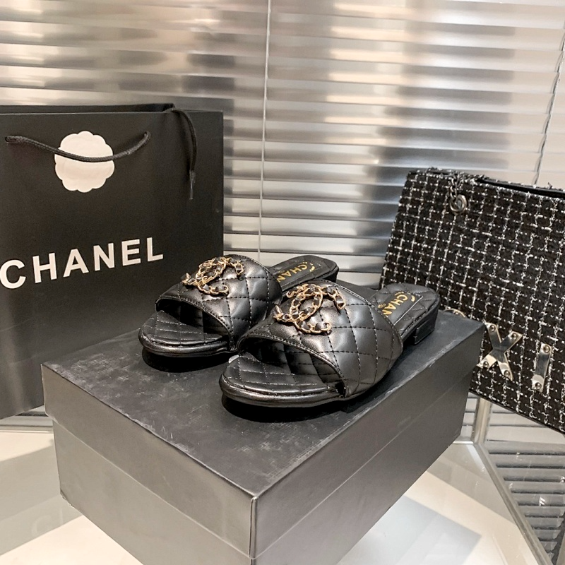 MCS06 Synthetic Leather slippers 35-40 Shoes With box