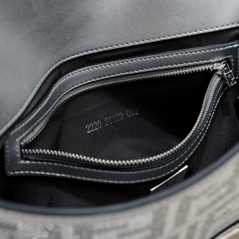 LFP36 bag 27-15-6CM Shoulder bags