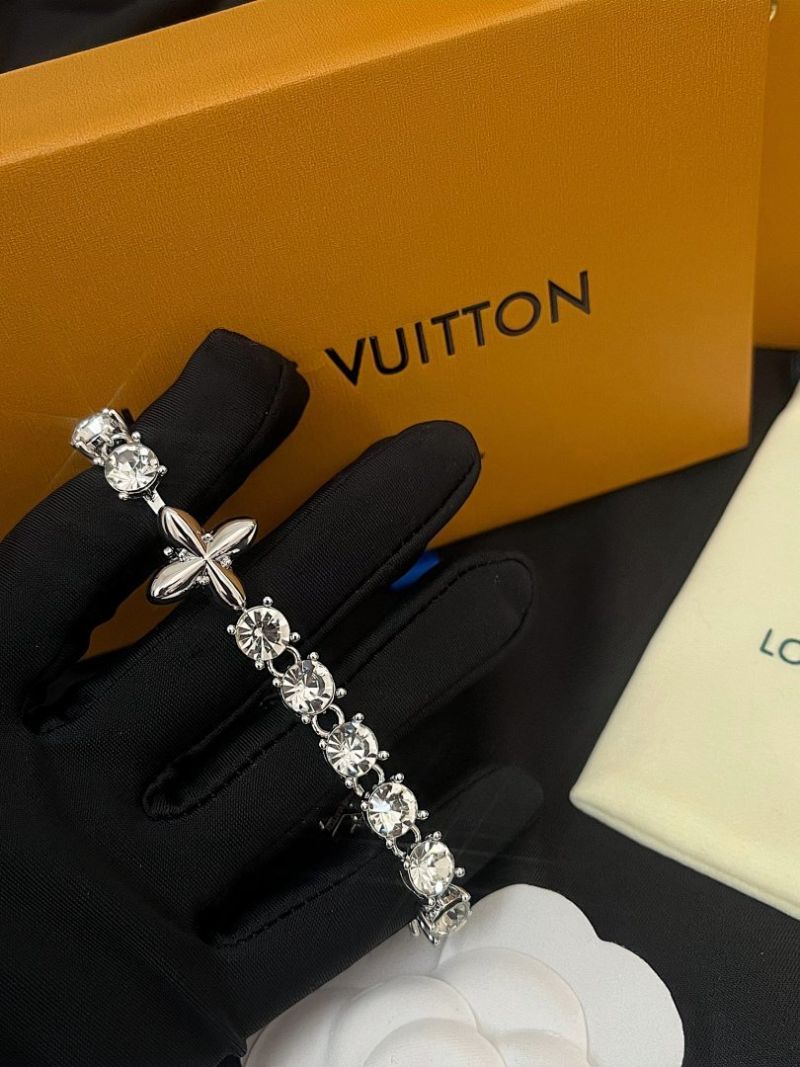 L137 Ladies' new fashionable bracelet jewelry