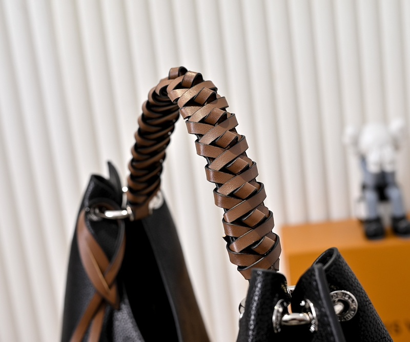 LLP273 bag 35- 40- 17 cm Hand bag
