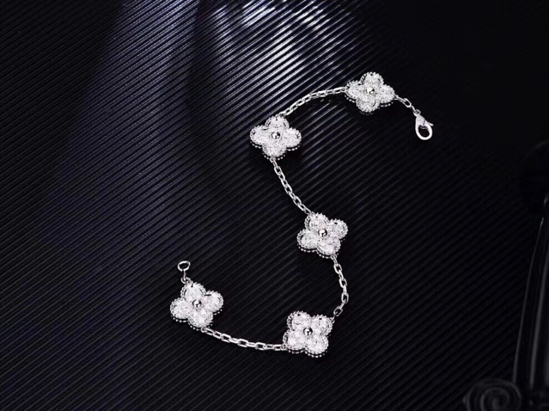 VAB56  Women's mini full diamond five flower bracelet jewelry