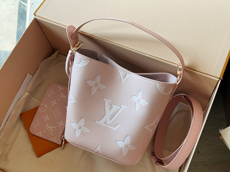 MLP04   Women's new fashion 18*16cm bucket bag