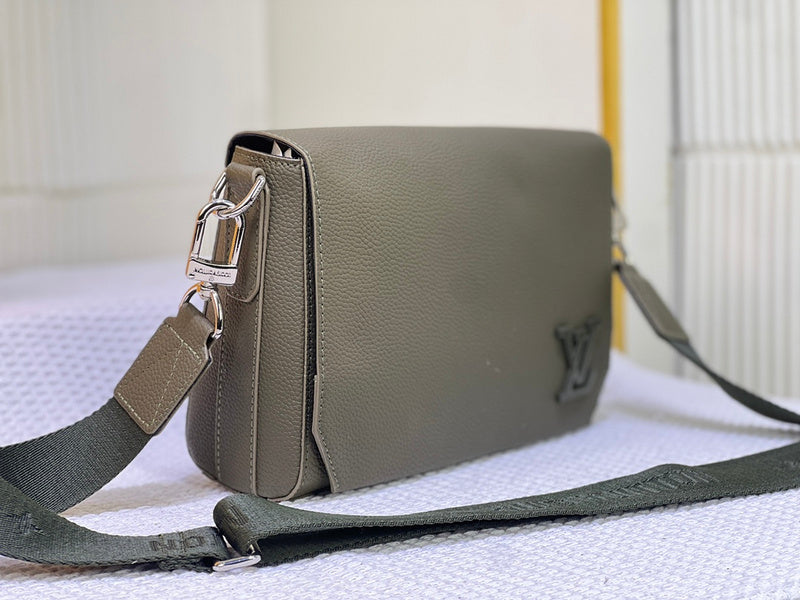 LLP90 Leather Bag 22-16.5-7CM Shoulder  for women and men Bags