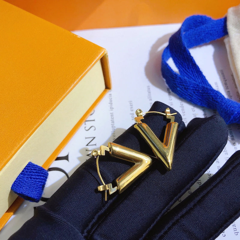 LVA483         Women fashion earrings   Jewelry