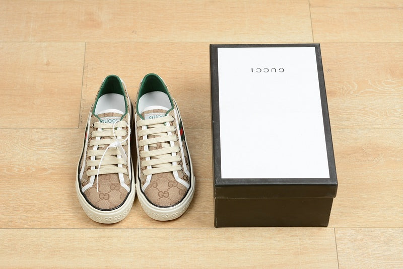 MGS17  Fashion women's and men's sneakers shoes 36-44