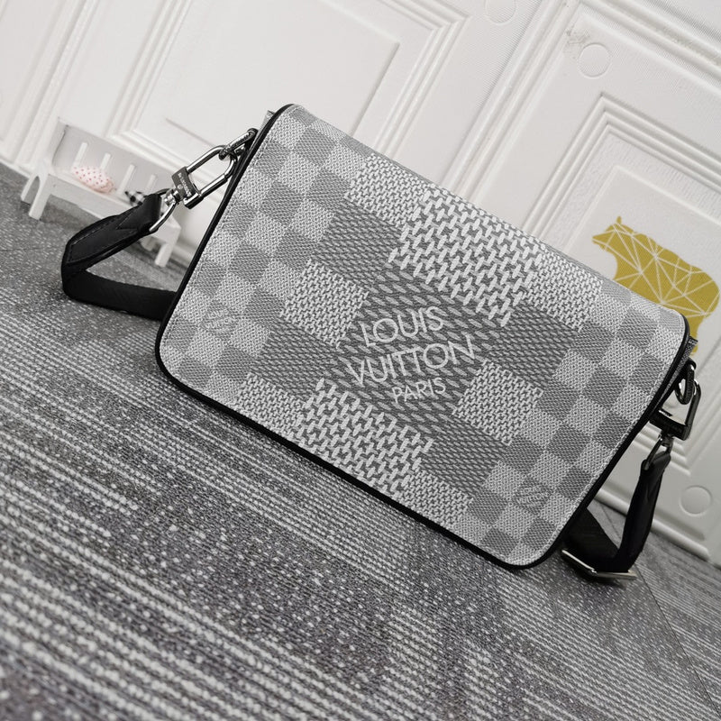 LLP84  Men Leather Bag 23.5 x 14.0 x 5.0CM high quality