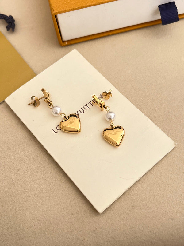A1058  Women's new fashion titanium steel earrings