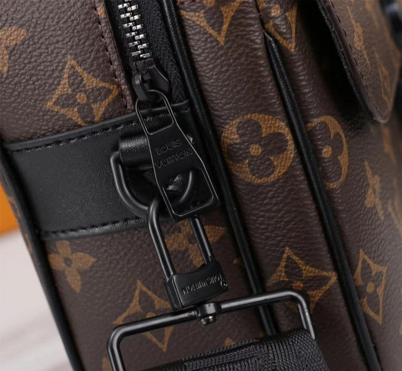 GLP066  High quality leather bag men bag  22 x 18 x 8CM for women and men