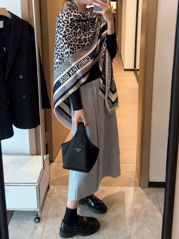 XDC17 cashmere blend 140-140CM Scarf