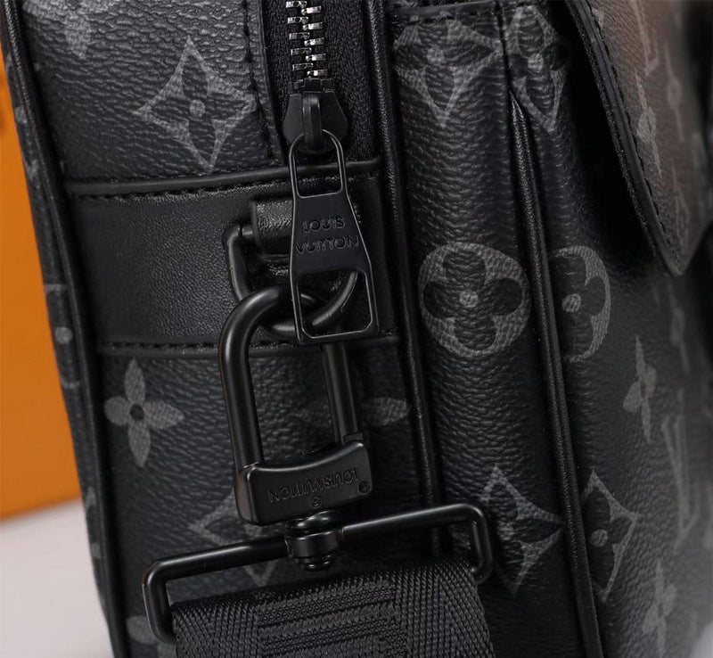 GLP066  High quality leather bag men bag  22 x 18 x 8CM for women and men