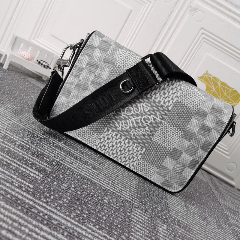 LLP84  Men Leather Bag 23.5 x 14.0 x 5.0CM high quality