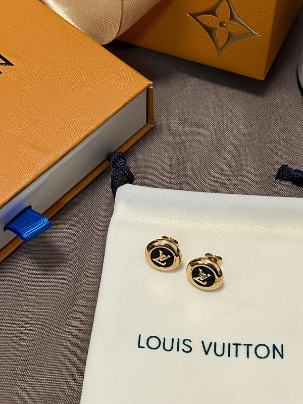 A994  Women's fashion stud earrings jewelry