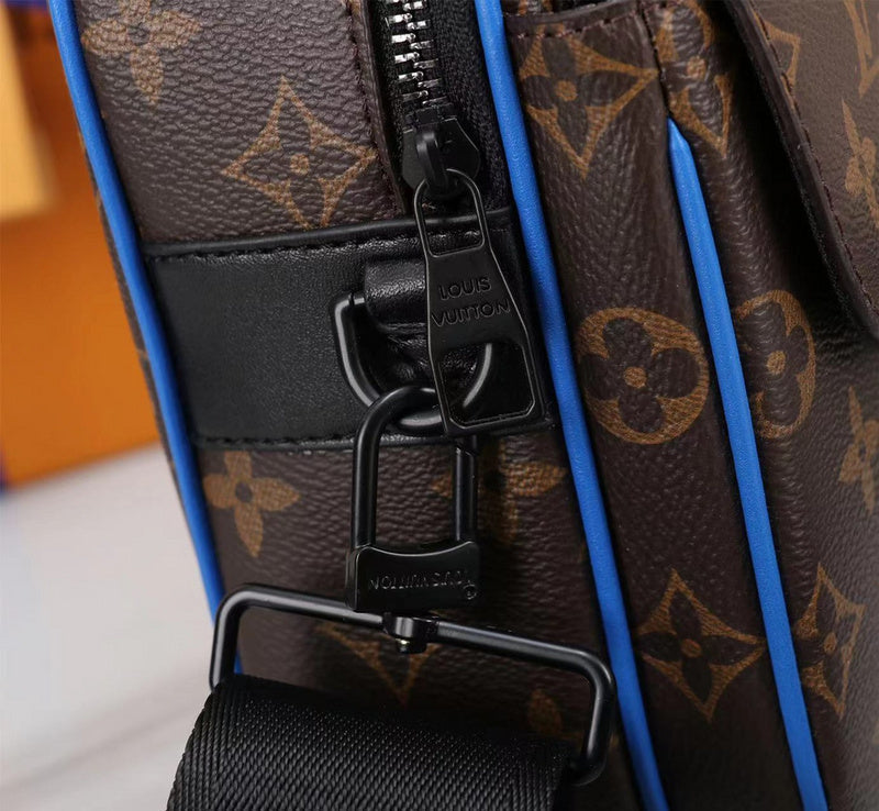 GLP066  High quality leather bag men bag  22 x 18 x 8CM for women and men