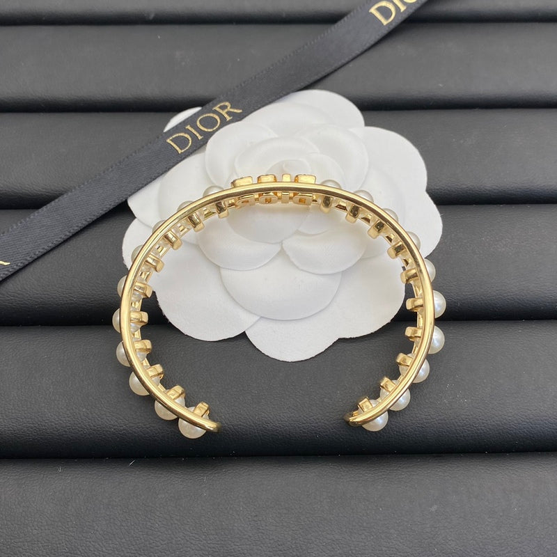 DB108   Pearl and Crystal Diamonds Medieval Letter Bracelet  Jewelry