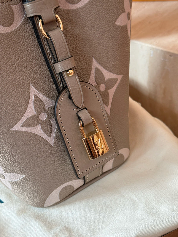 MLP04   Women's new fashion 18*16cm bucket bag